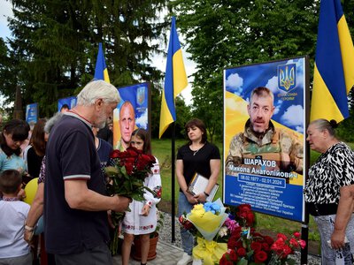 На Христинівщині відкрили Алею Слави з портретами трьох полеглих воїнів