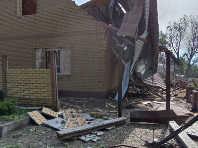 Понад 40 атак безпілотниками та авіабомбами. На Дніпропетровщині через російські обстріли поранено 12 людей, серед них — дитина