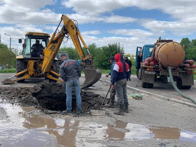 У Рівному вулиця Героїв УПА залишилася без водопостачання