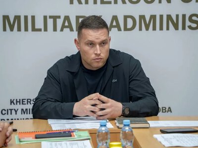 Херсон: Віталій Петрик обговорив підключення укриттів до інтернету