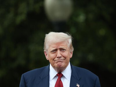 Трамп скасував удари і оголосив про кінець війни з Іраном: коли відкриється Ормузька протока