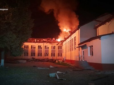 «Головне, що люди живі»: в Михайло-Коцюбинському росіяни завдали удару по місцевому ліцею (Фото)