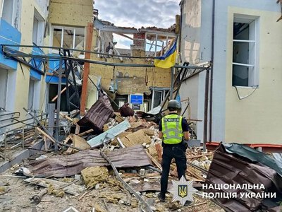 Рашисти понівечили на Чернігівщині ліцей, який відбудували після ракетного удару
