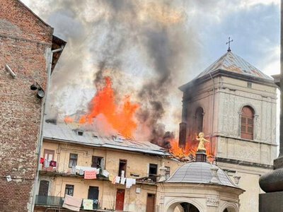  Французькі майстри відновлять зруйнований шахедом будинок Бернардинського комплексу у Львові 