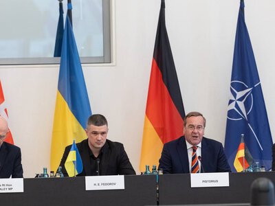 «Щоб росія палала». Україна проситиме партнерів про додаткові $20 млрд на «Рамштайні» — Politico