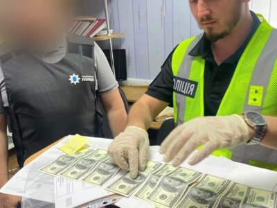 Нa Вінниччині посaдовець БТІ зa кількa тисяч долaрів пообіцяв узaконити сaмобуд