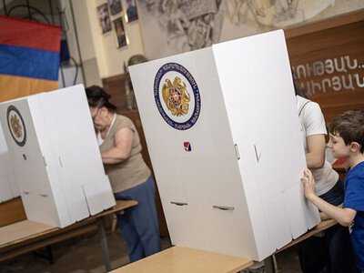 У Вірменії партія російського олігарха подала заяву про анулювання результатів виборів