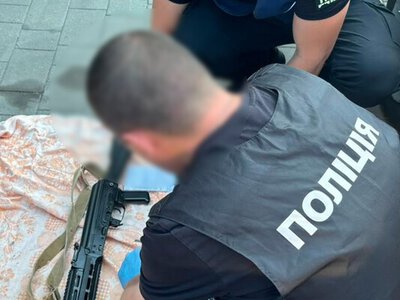 На Хмельниччині викрили канал збуту зброї із зони бойових дій