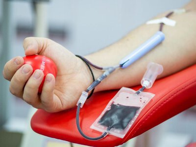 Потужне донорське ком'юніті: чотири історії від тих, хто ділиться кров'ю