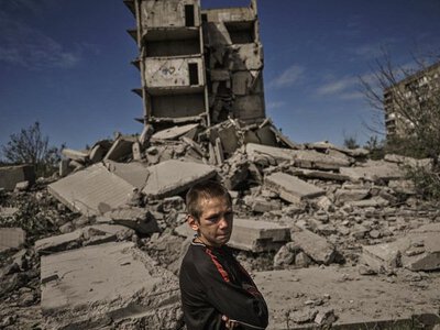 ЦПД: РФ запускає програму розселення з аварійного житла на ТОТ, яка не зможе подолати катастрофу