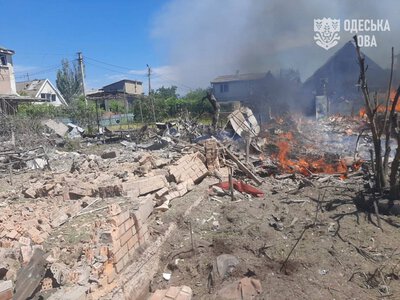 Окупанти вдарили по цивільній інфраструктурі Одещини, є поранені