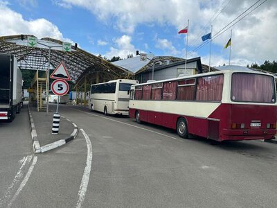 Україна та Польща досягли угоди щодо роботи КПП Шегині - Медика