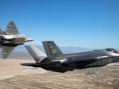 Польща офіційно прийняла на озброєння винищувачі F-35