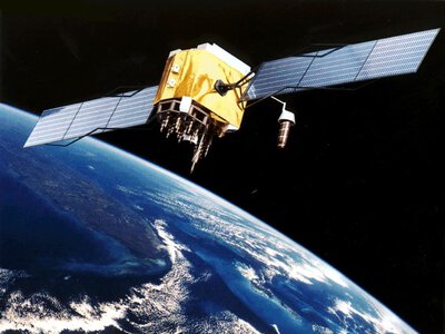 Вчені вийшли на слід джерела збоїв GPS над Європою: до чого тут російський супутник