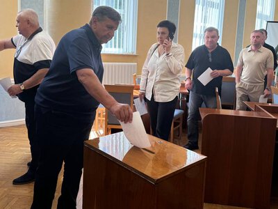 У Черкасах з четвертої спроби не обрали нового голову облради: Ярішу не вистачило двох голосів