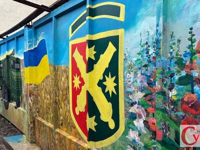 Історія України на 27 метрах: військові 68-ї бригади та художники завершують найбільший мурал Бердичева