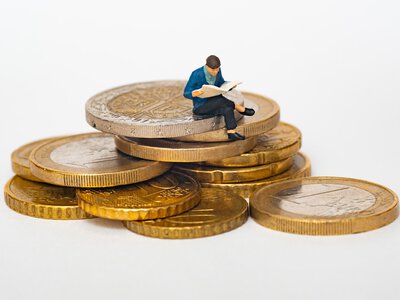 Українцям готують заміну депозитам: як змусять гроші працювати на прибуток