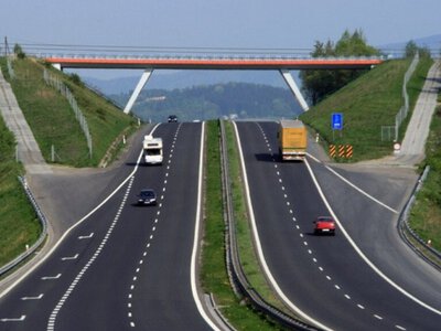 Як працюватиме майбутня система платних доріг в Україні