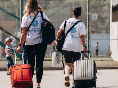 Перші 100 дітей з Дніпропетровщини вирушили на відпочинок за програмою «Карпатська зміна»
