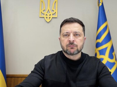 Президент попередив про нові ракетні удари РФ та закликав негайно йти в укриття