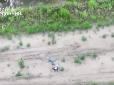 На Сумському напрямку прикордонники знищили засоби зв’язку ворога, значну кількість дронів-“ждунів” та гармату, отриману від північнокорейських союзників +Відео