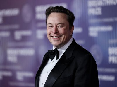  Ілон Маск став першим в історії трильйонером після рекордного IPO SpaceX 
