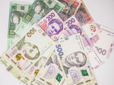 Доплата до пенсії у 800 гривень: хто не отримає її без додаткового звернення