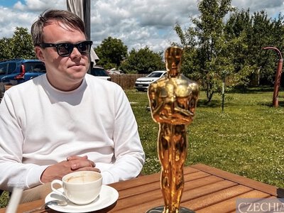 До кав’ярні у Франтішкових Лазнях завітав оператор з Оскаром за фільм про Путіна