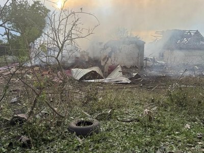 Російські атаки на Запоріжжі: загибла жінка, поранені цивільні та масштабні руйнування