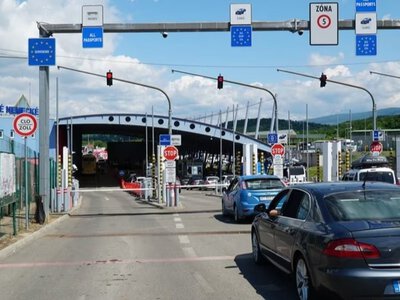 На КПП в межах Закарпаття утворилися черги до 30 авто