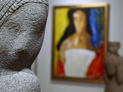 У Львові відкрили виставку «ТУТ», що вперше об’єднала роботи трьох відомих українських митців