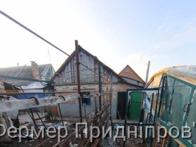 В Українській громаді від атак рф загинув чоловік, в Нікополі постраждали троє людей