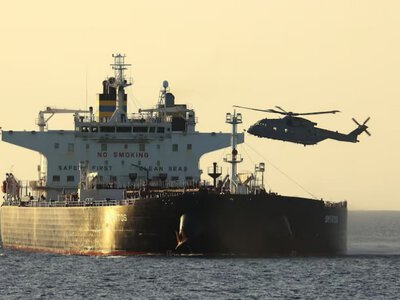 Британія затримала російський танкер, США висловили занепокоєння щодо біолабораторій в Україні, а Орбан отримав нову посаду: підсумки вихідних