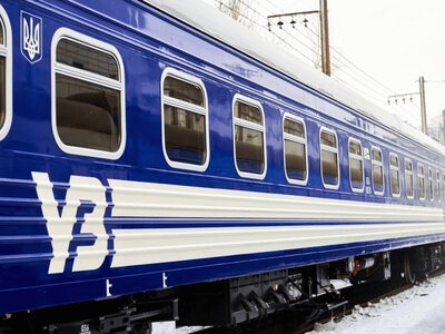 Затримки поїздів через обстріли: рейс із Запоріжжя відстає від графіка на 3,5 години