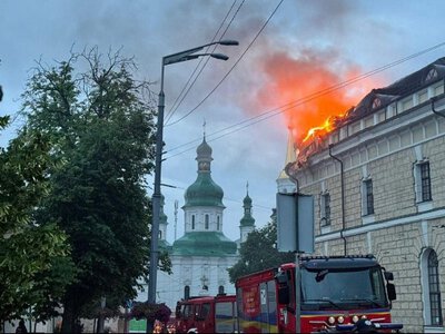 Пожежа в лаврі після удару рф: що відомо про загиблих і поранених цієї ночі