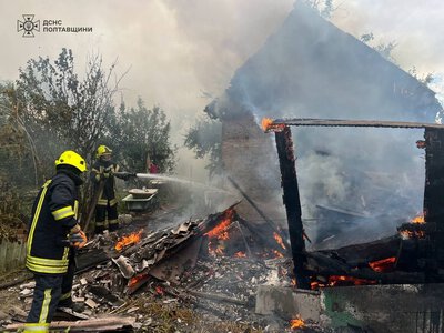 У Кременчуці горіла господарча споруда