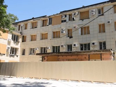 Після атаки дронів: в Одесі відновлюють пологовий будинок №5 (фото, відео)