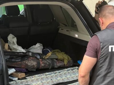 За 6 тисяч доларів обіцяв вирішити питання з ТЦК: на Одещині затримали військового посадовця