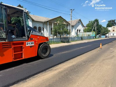 На дорогах Буковини триває ремонт: цього тижня роботи проводять у Вижниці, Вашківцях та Герці