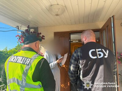 На Вінниччині затримали жінку, яка обіцяла допомогти зі зняттям з військового обліку за $6 тисяч
