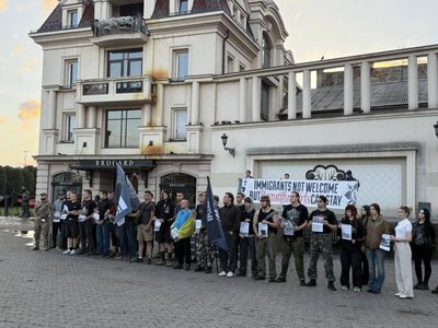 В Ужгороді Карпатська Січ провела акцію проти трудових мігрантів