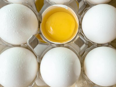Які продукти можуть шкодити серцю через високий вміст холестерину