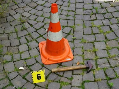 На Мукачівщині чоловік забив молотком двох сусідів і тяжко травмував батька