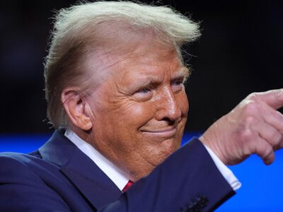 Трамп заявив про відновлення руху суден через Ормузьку протоку