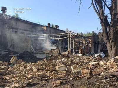 На території кіностудії Довженка вилучили уламки, ймовірно, балістичних ракет