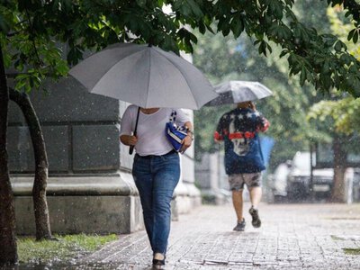 У вівторок більшість областей України накриють дощі з грозами