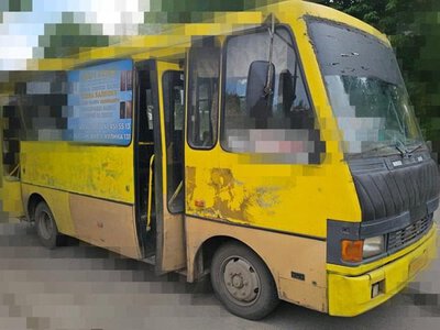 Росіяни знову атакували маршрутку в Херсоні: є загиблий і поранені