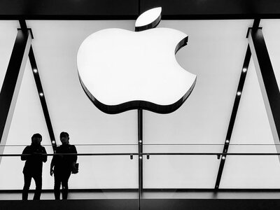 Складаний iPhone раптово опинився під загрозою перенесення