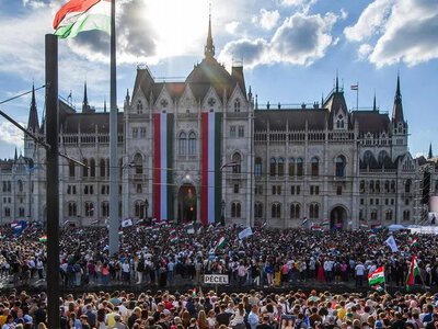 Парламент Угорщини обмежив перебування прем’єрів на посаді двома термінами