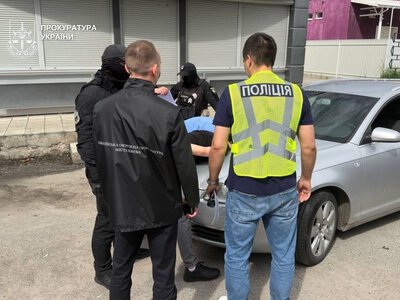 На Київщині через Tiktok продавали гуманітарні авто для ЗСУ